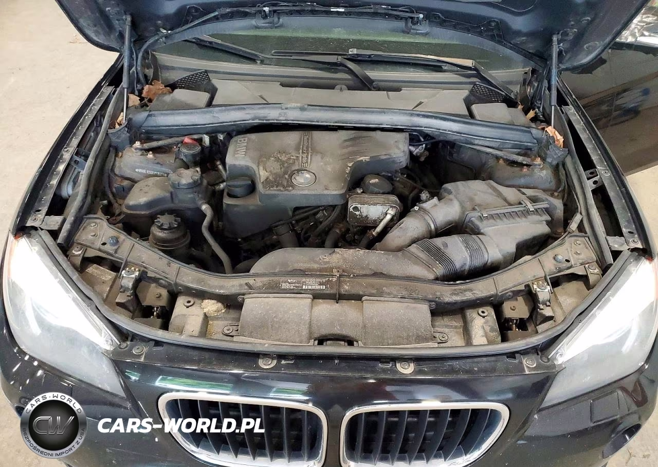 2014 BMW X1 xDrive28I VIN:WBAVL1C52EVY18279 - 12
