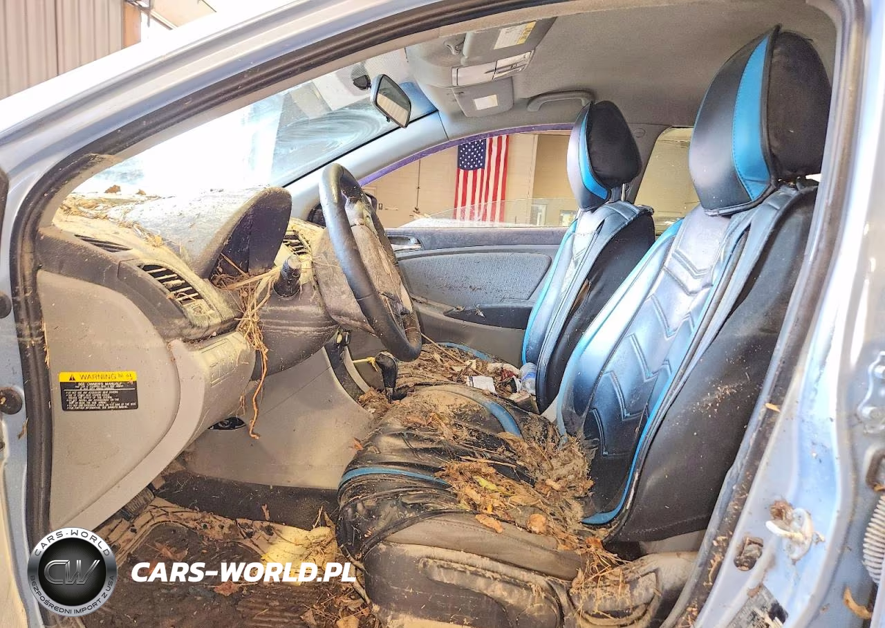 2013 Hyundai Accent Se VIN:KMHCU5AEXDU077574 - 7