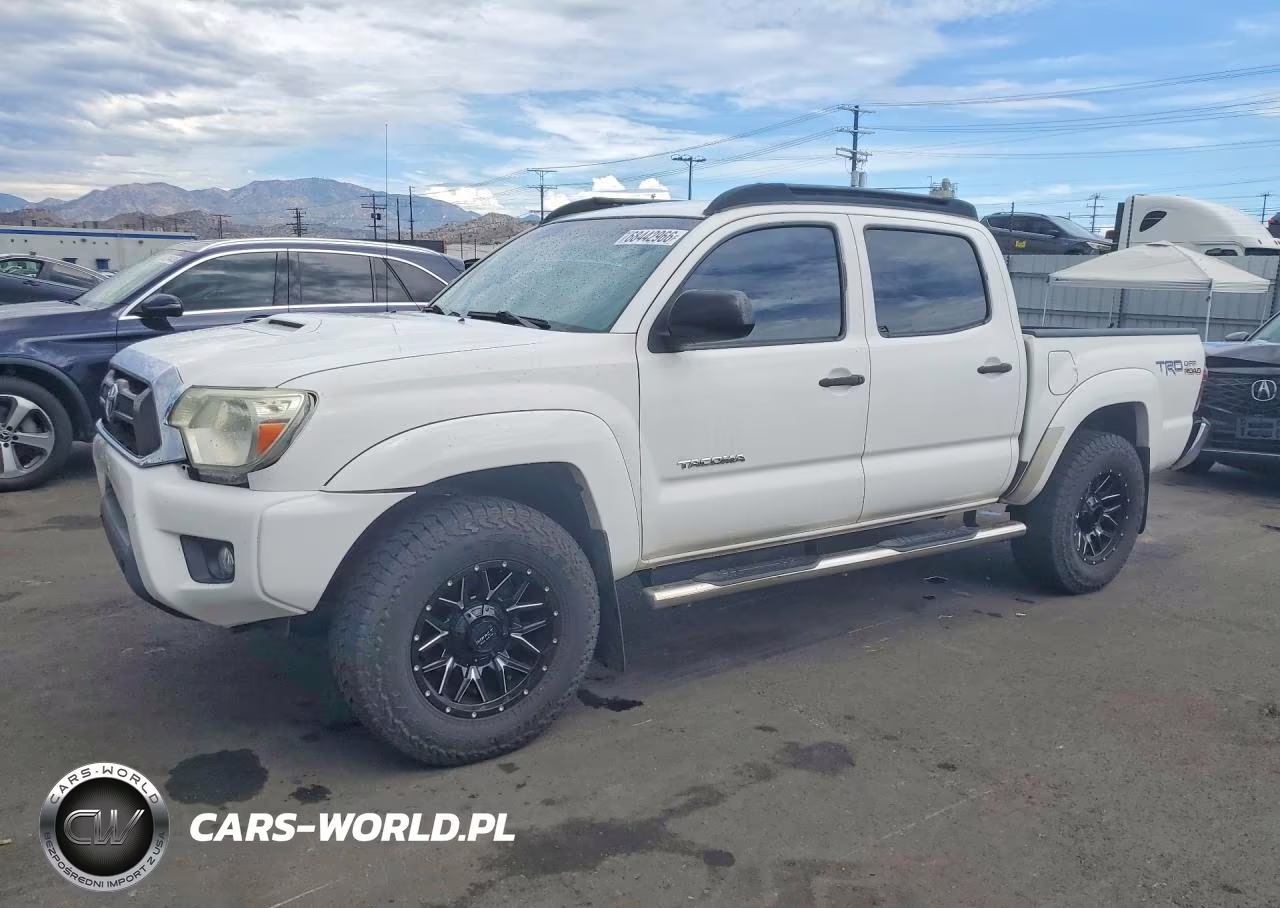 2015 Toyota Tacoma Double Cab Prerunner – zdjęcie 1 z 12