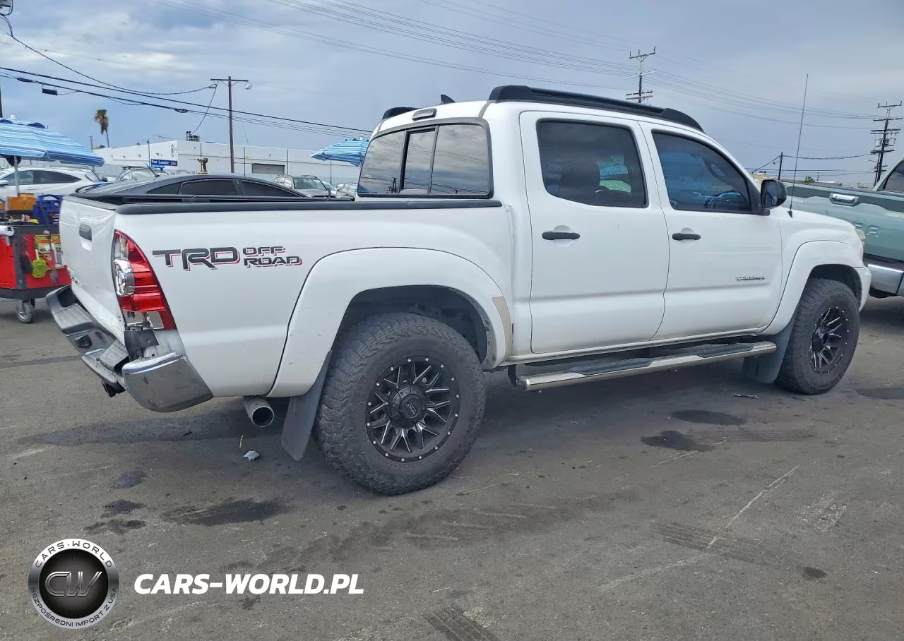 2015 Toyota Tacoma Double Cab Prerunner VIN:3TMJU4GN7FM180357 - 3