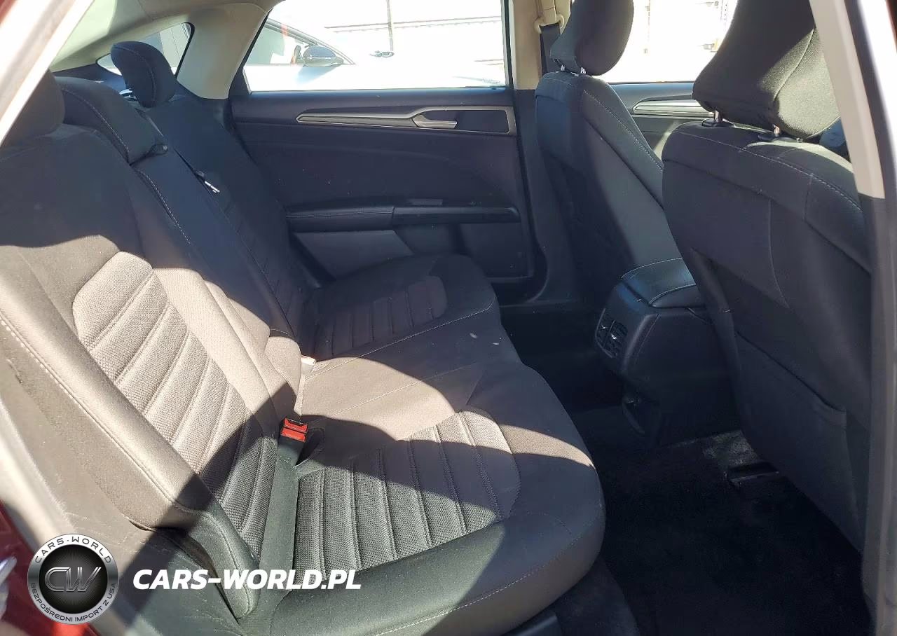 2018 Ford Fusion Se VIN:3FA6P0HD6JR167998 - 10