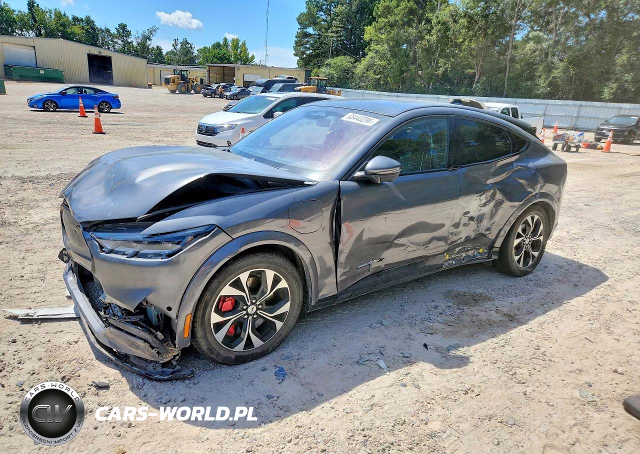 2021 Ford Mustang Mach-E Premium VIN:3FMTK3SU5MMA02916 - 1