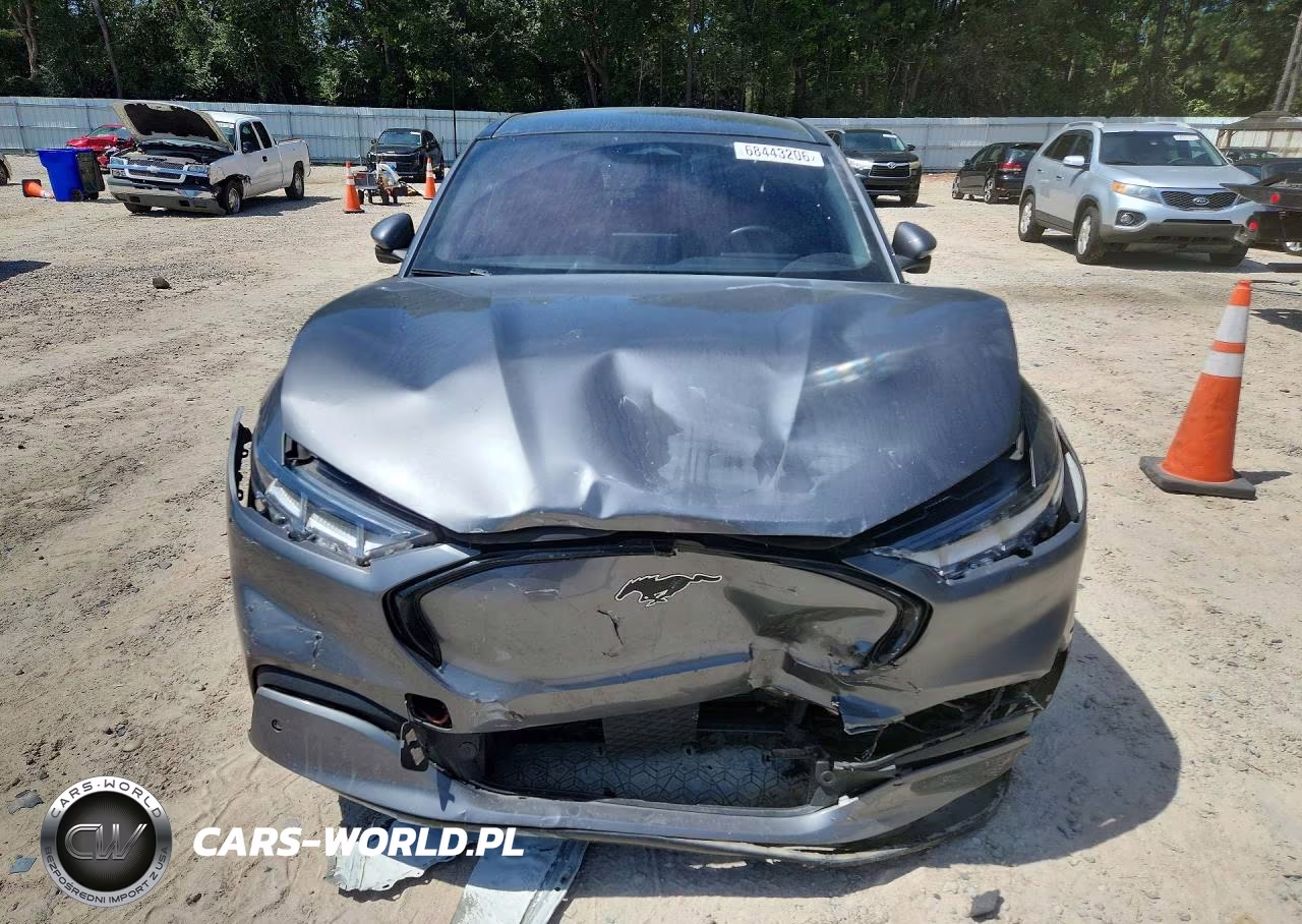 2021 Ford Mustang Mach-E Premium VIN:3FMTK3SU5MMA02916 - 5