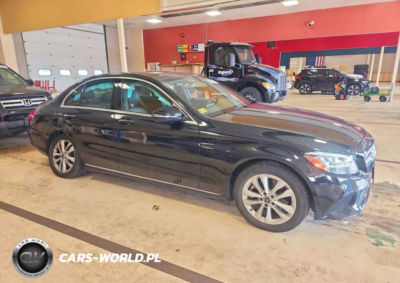 2019 Mercedes-Benz C 300 4Matic VIN:55SWF8EB6KU308374 - 4