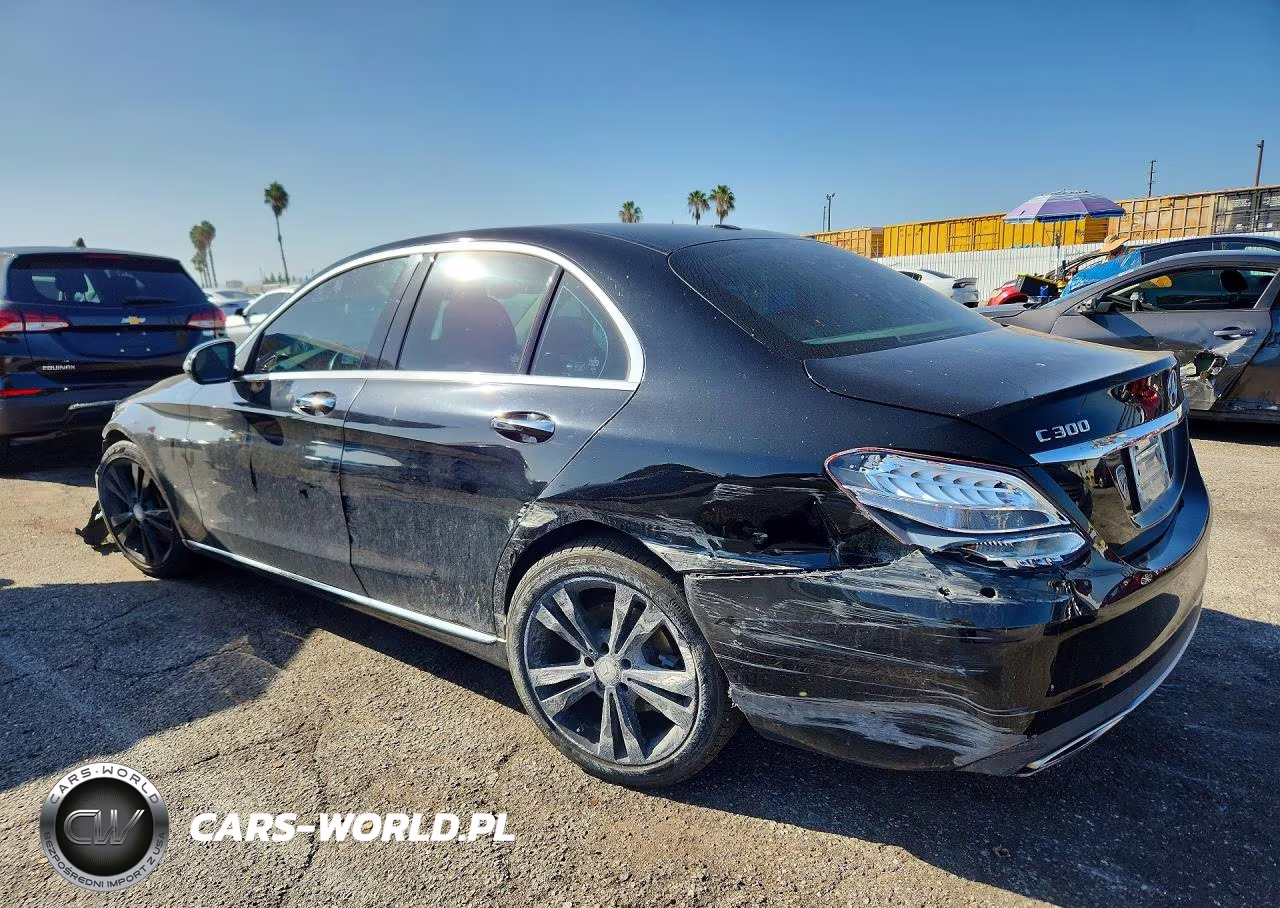 2016 Mercedes-Benz C 300 VIN:55SWF4JB5GU098565 - 2