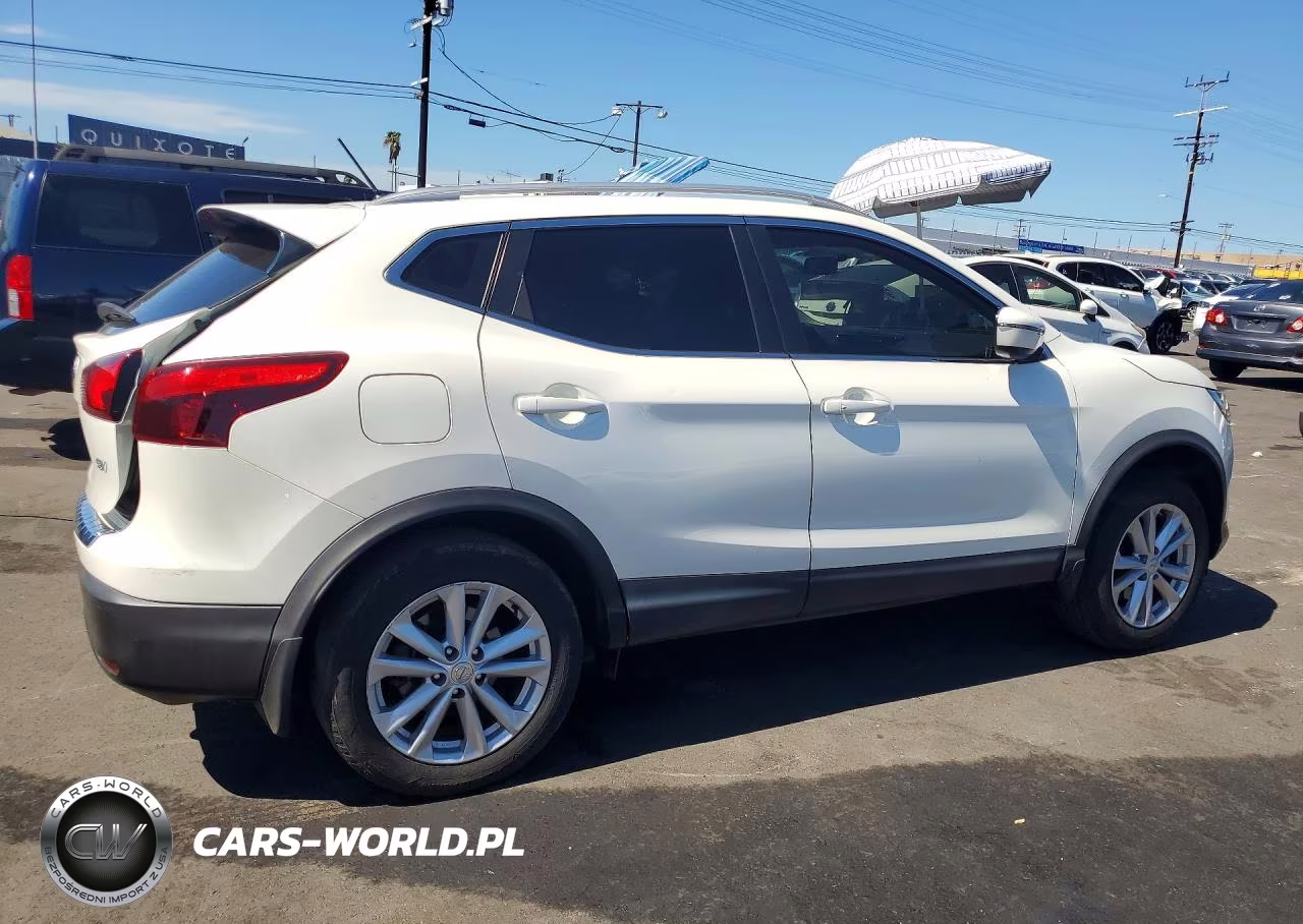 2018 Nissan Rogue Sport Sv VIN:JN1BJ1CP7JW194452 - 3