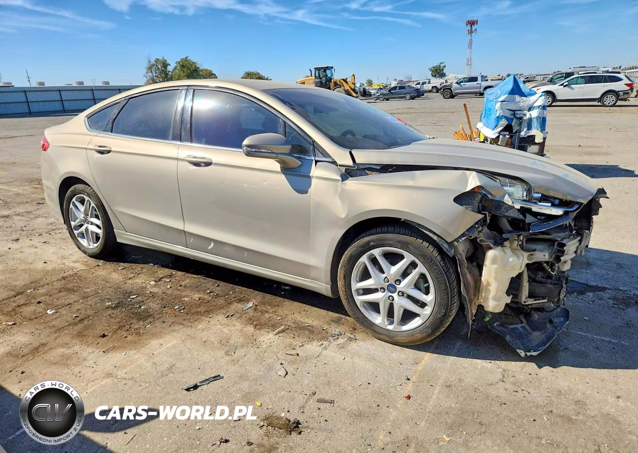 2015 Ford Fusion Se VIN:3FA6P0HD4FR309434 - 4