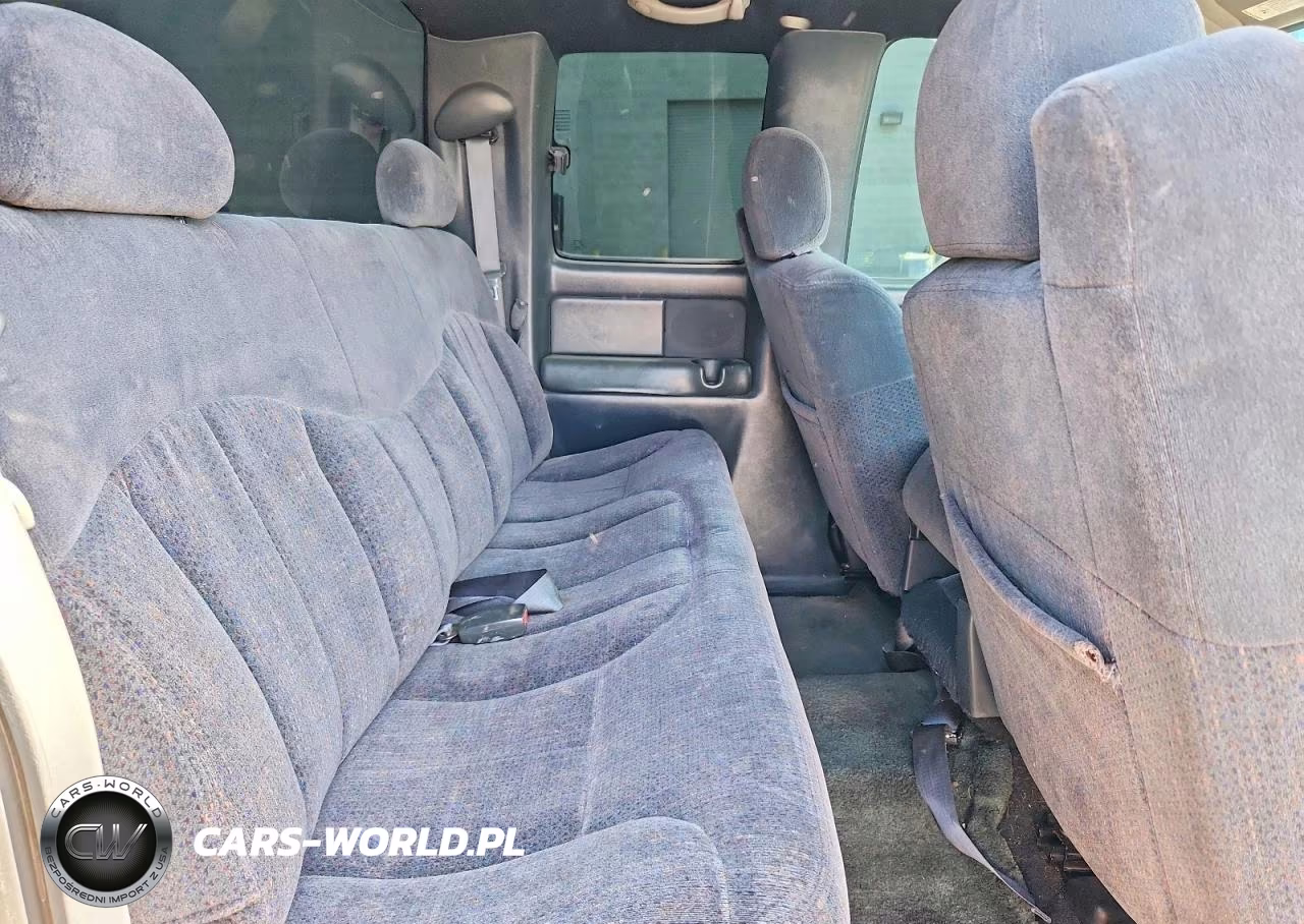 1999 Chevrolet Silverado C2500 VIN:1GCFC29U3XZ142349 - 10