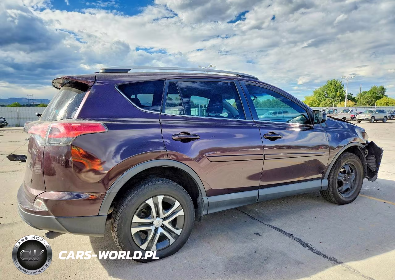 2016 Toyota Rav4 Le VIN:2T3ZFREV2GW238047 - 3