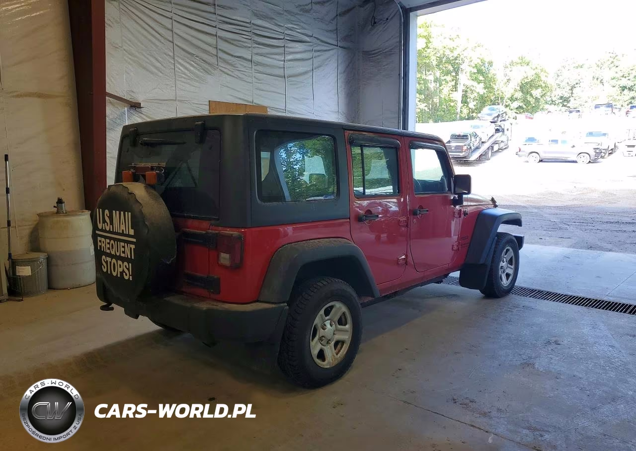 2014 Jeep Wrangler Unlimited Sport VIN:1C4BJWKG3EL301578 - 3
