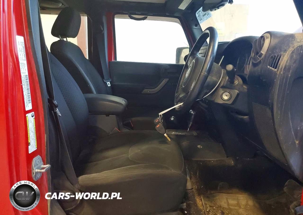2014 Jeep Wrangler Unlimited Sport VIN:1C4BJWKG3EL301578 - 7