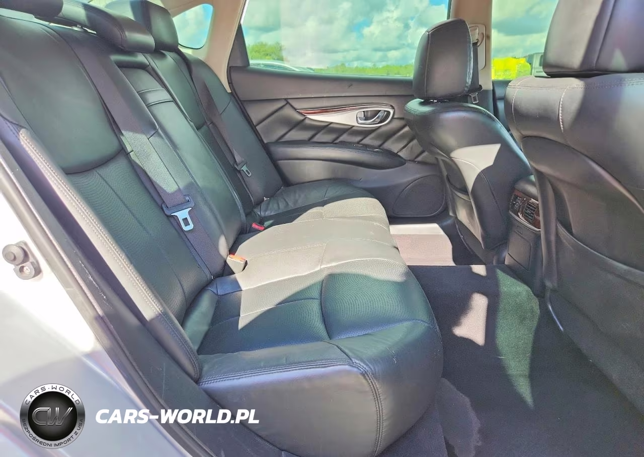 2015 Infiniti Q70L 3.7 VIN:JN1BY1PPXFM601866 - 10