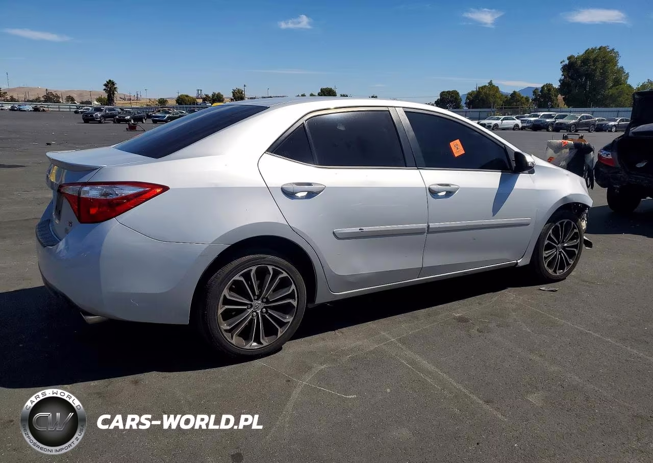 2014 Toyota Corolla S Plus VIN:2T1BURHE0EC071651 - 3
