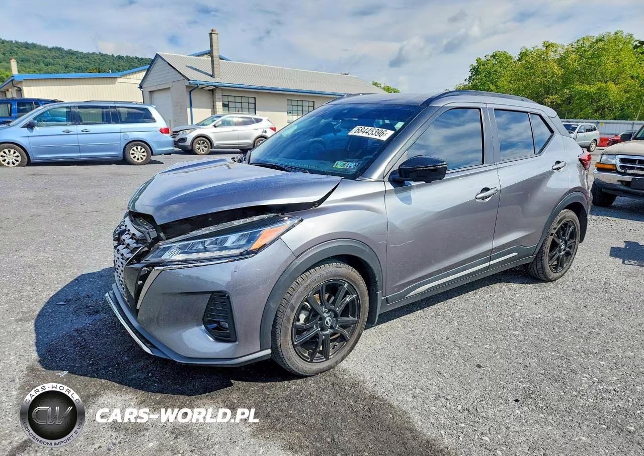 2023 Nissan Kicks Sr – zdjęcie 1 z 12