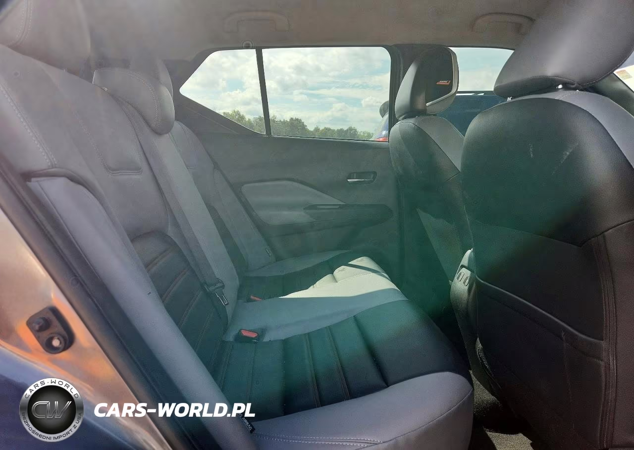 2023 Nissan Kicks Sr VIN:3N1CP5DV4PL558719 - 10