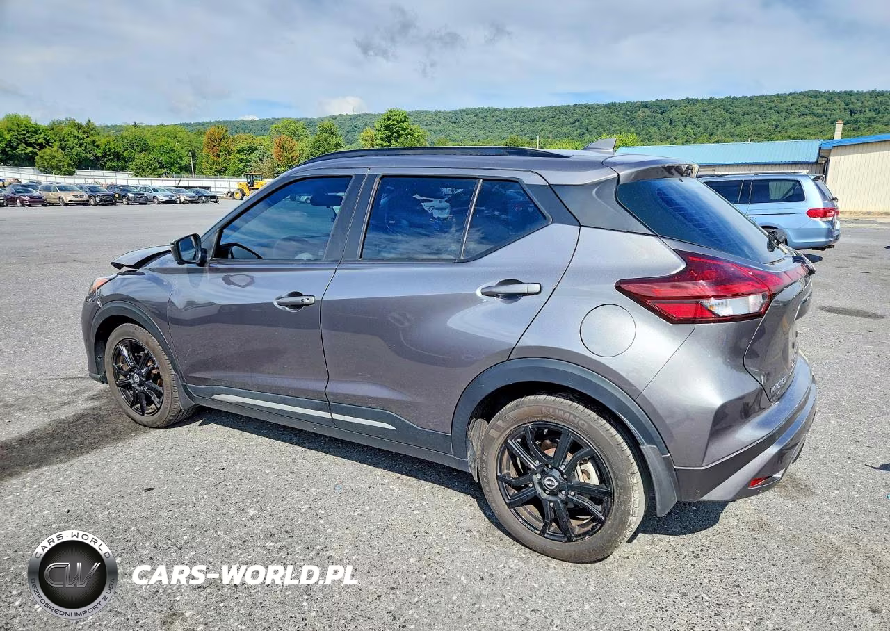 2023 Nissan Kicks Sr VIN:3N1CP5DV4PL558719 - 2