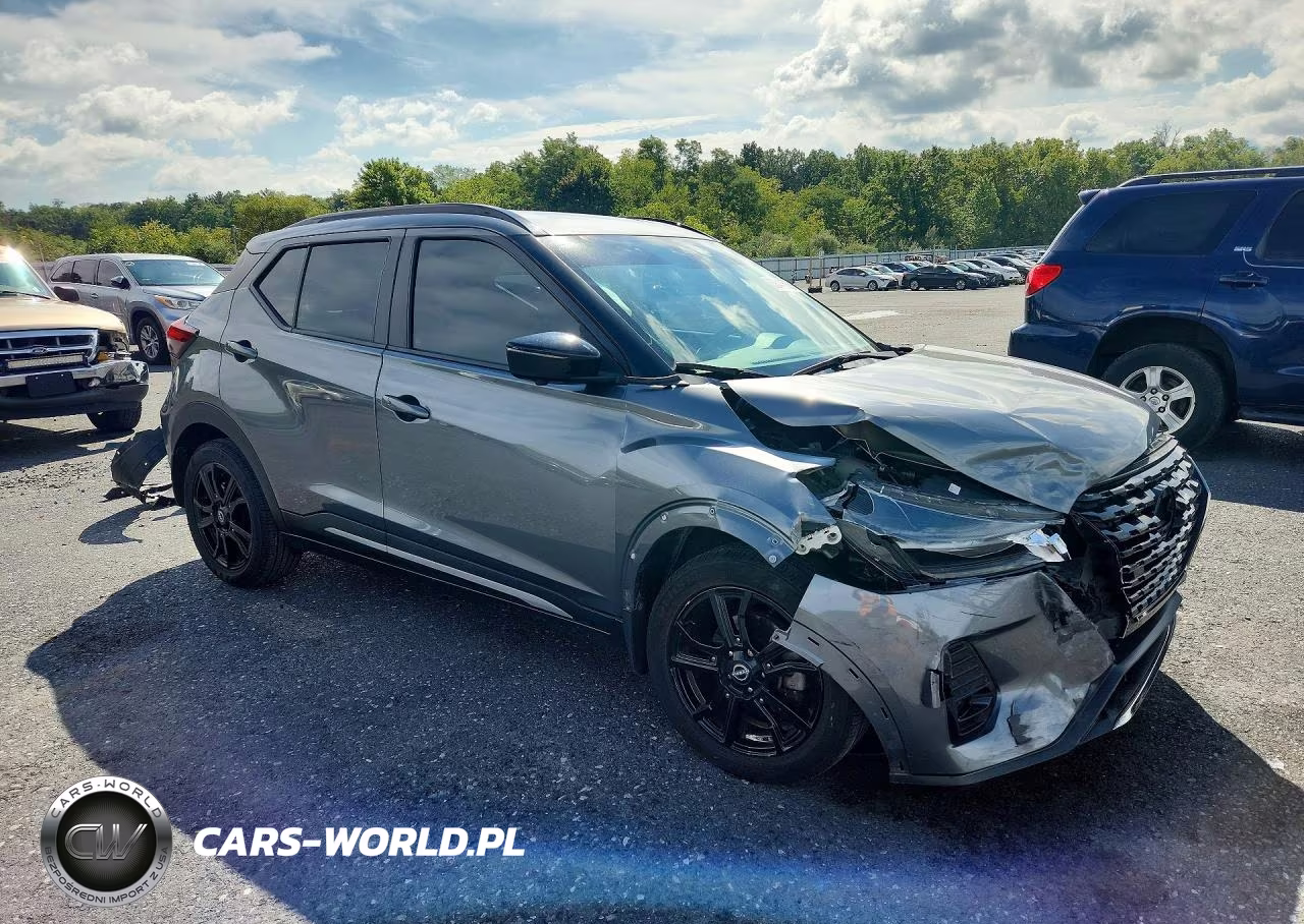 2023 Nissan Kicks Sr VIN:3N1CP5DV4PL558719 - 4