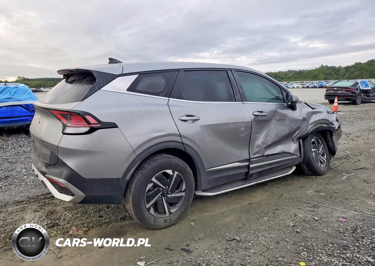 2024 Kia Sportage Lx VIN:KNDPUCDG2R7125002 - 3