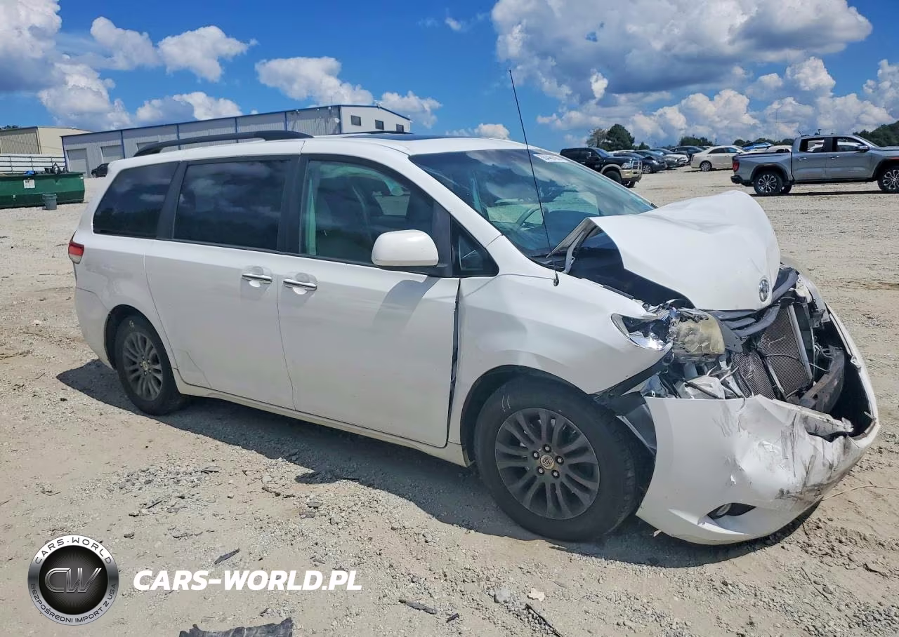 2012 Toyota Sienna Xle 8-Passenger VIN:5TDYK3DCXCS279719 - 4