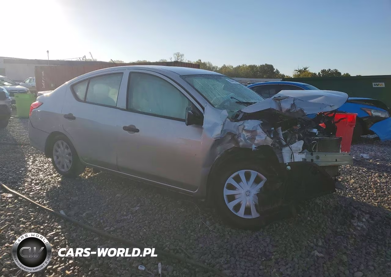 2019 Nissan Versa S Plus VIN:3N1CN7AP8KL820273 - 4
