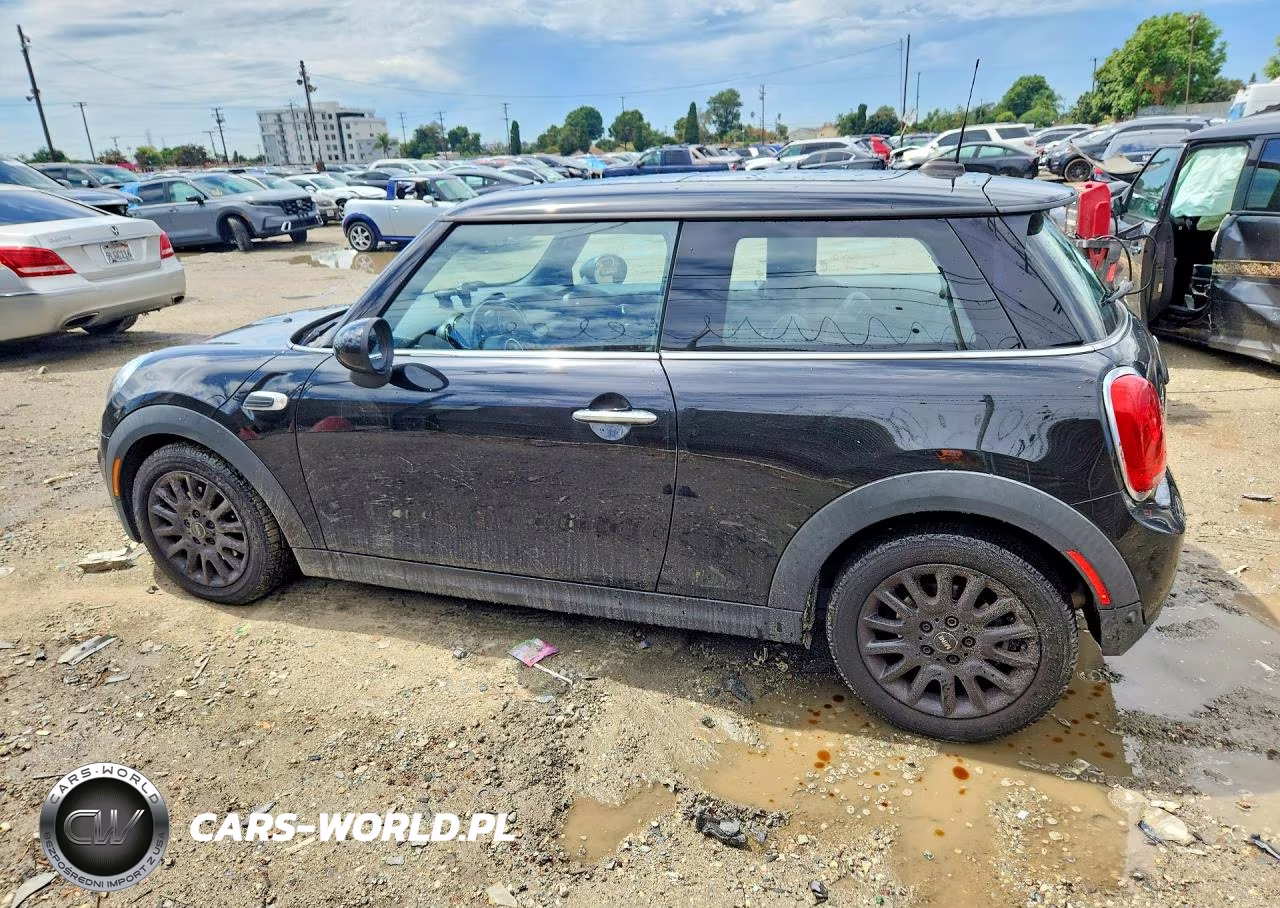 2016 Mini Cooper VIN:WMWXP5C51G3B76238 - 2