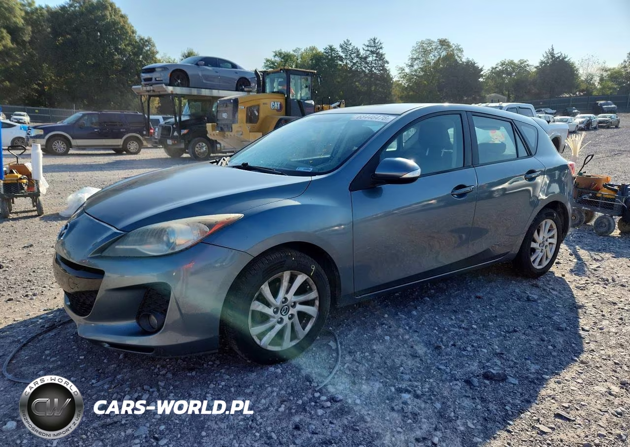 2013 Mazda 3 I