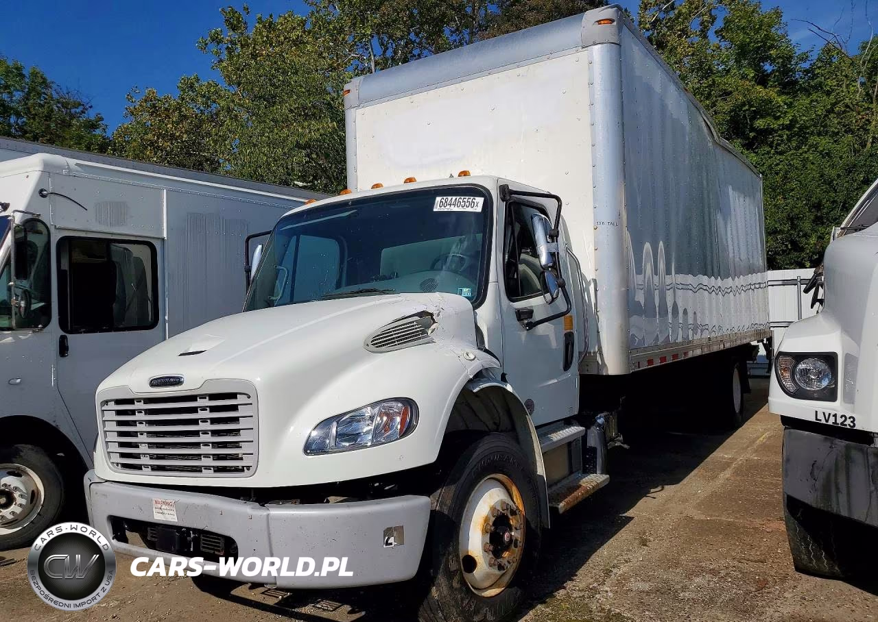 2023 Freightliner Business Class M2 Box Truck