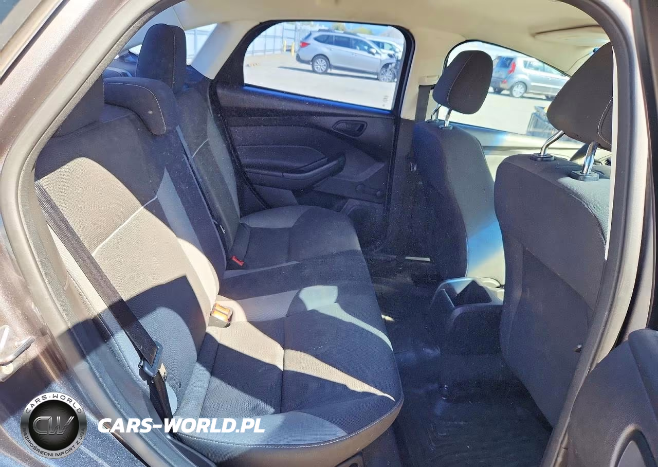 2012 Ford Focus S VIN:1FAHP3E28CL435027 - 10