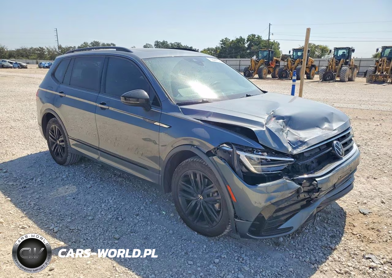 2022 Volkswagen Tiguan Se R-Line Black VIN:3VVCB7AX0NM078358 - 4