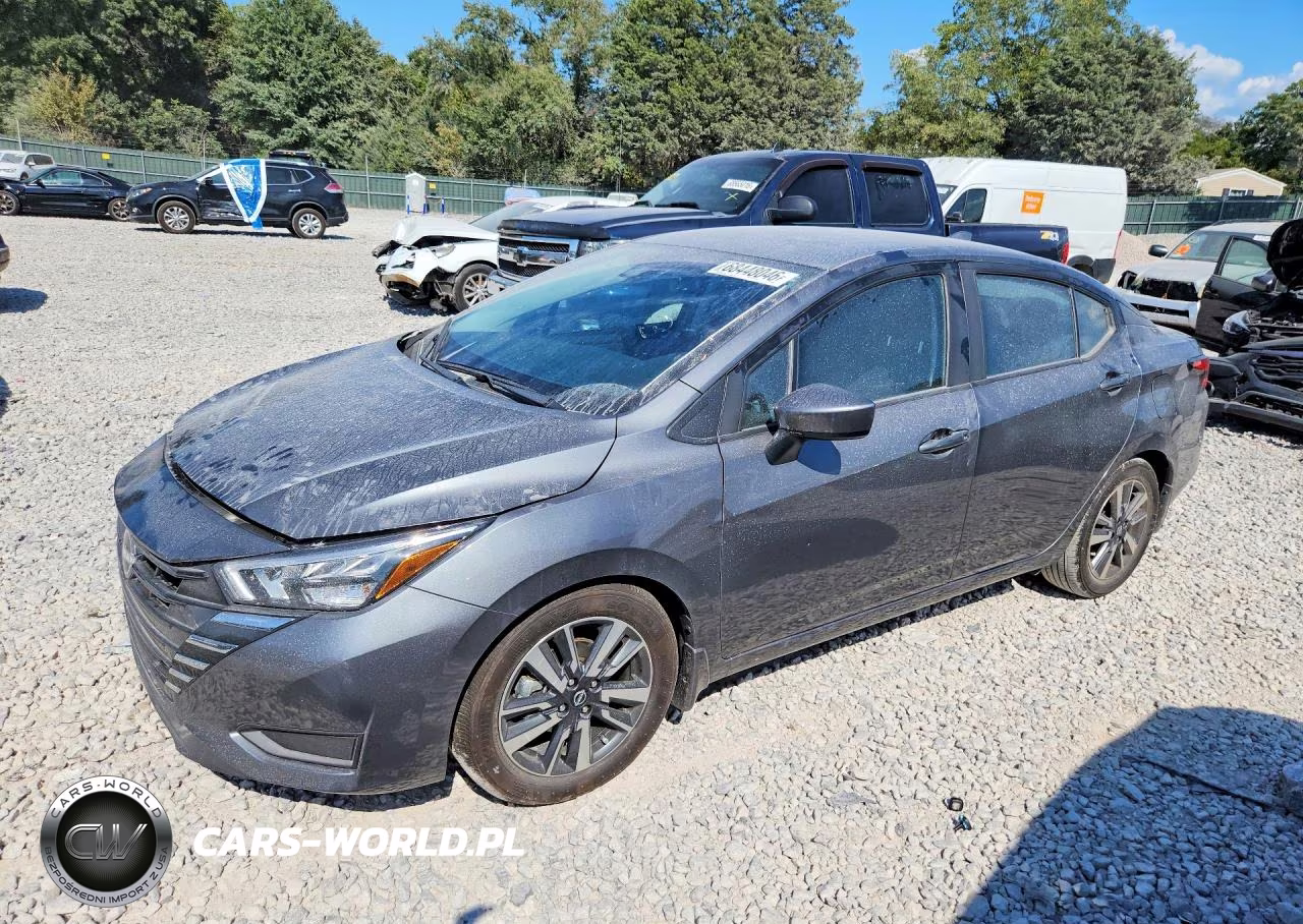 2025 Nissan Versa Sv