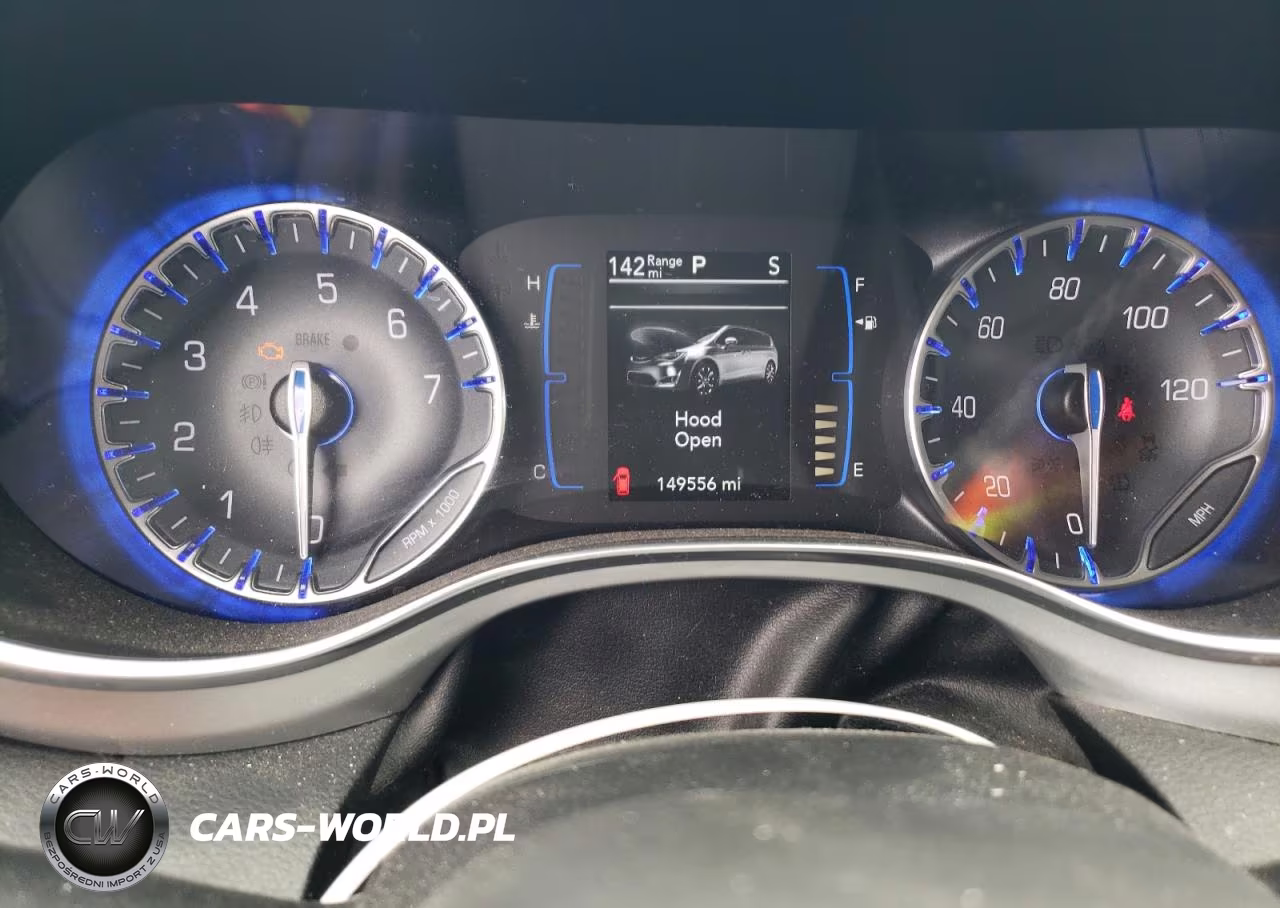 2018 Chrysler Pacifica Touring L VIN:2C4RC1BG0JR172230 - 9