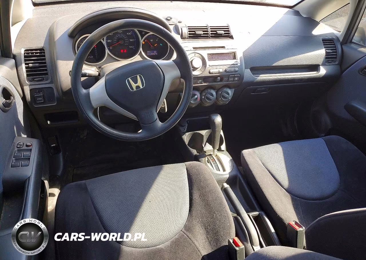 2008 Honda Fit VIN:JHMGD38428S023564 - 8