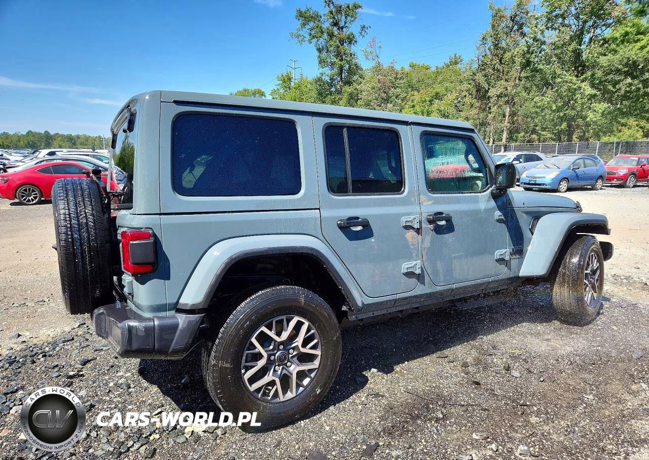 2026 Jeep Wrangler Sahara VIN:1C4PJXEN1TW253595 - 3