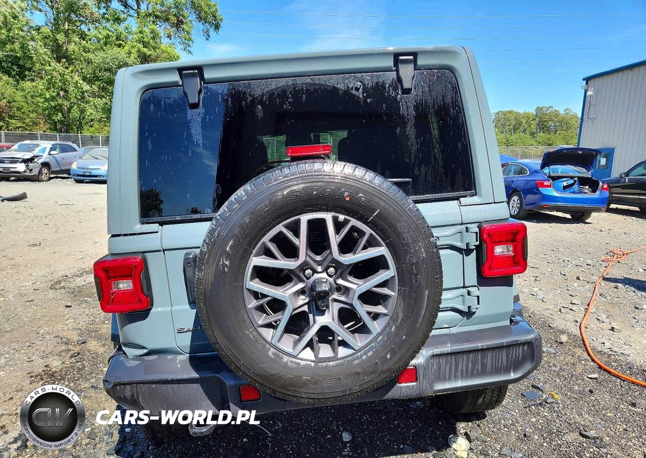 2026 Jeep Wrangler Sahara VIN:1C4PJXEN1TW253595 - 6