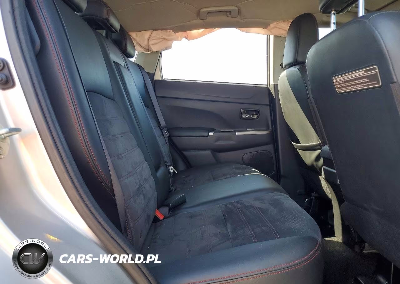 2018 Mitsubishi Outlander Sport Es VIN:JA4AP3AWXJU002055 - 11