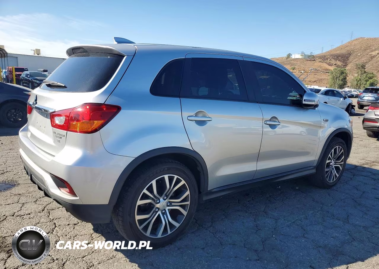2018 Mitsubishi Outlander Sport Es VIN:JA4AP3AWXJU002055 - 3