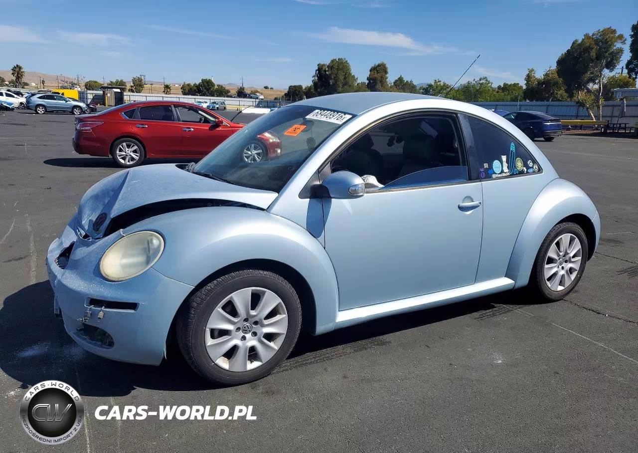 2009 Volkswagen New Beetle S