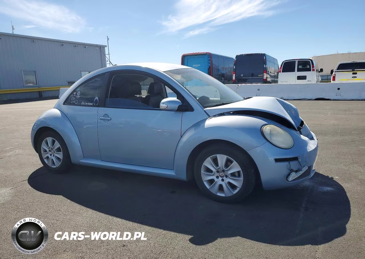 2009 Volkswagen New Beetle S VIN:3VWPG31C19M502995 - 4