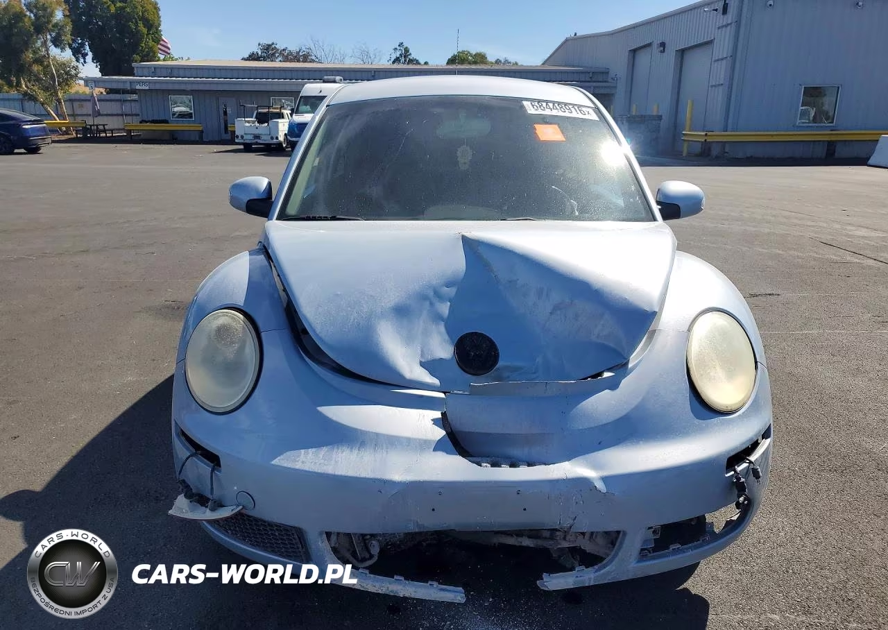2009 Volkswagen New Beetle S VIN:3VWPG31C19M502995 - 5