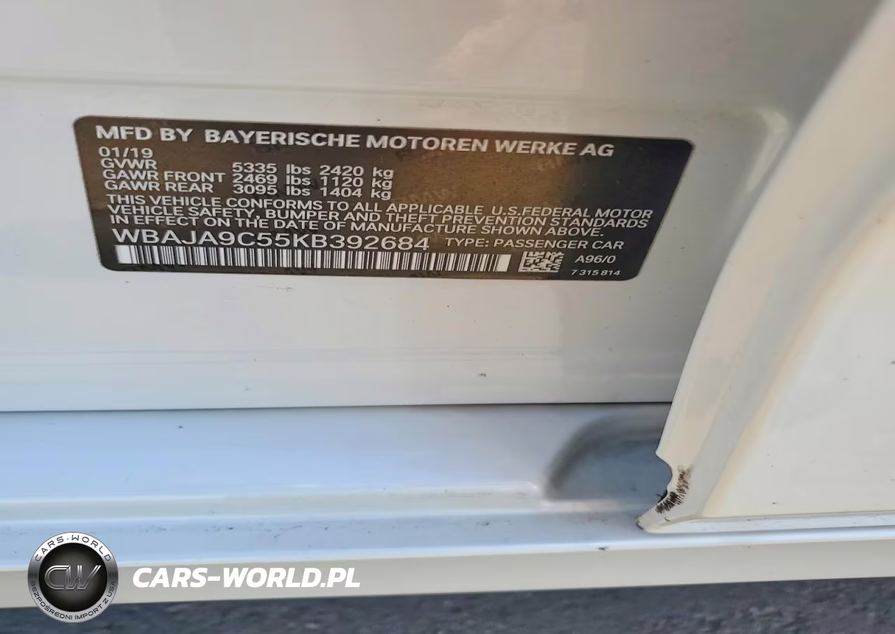 2019 BMW 530E VIN:WBAJA9C55KB392684 - 12