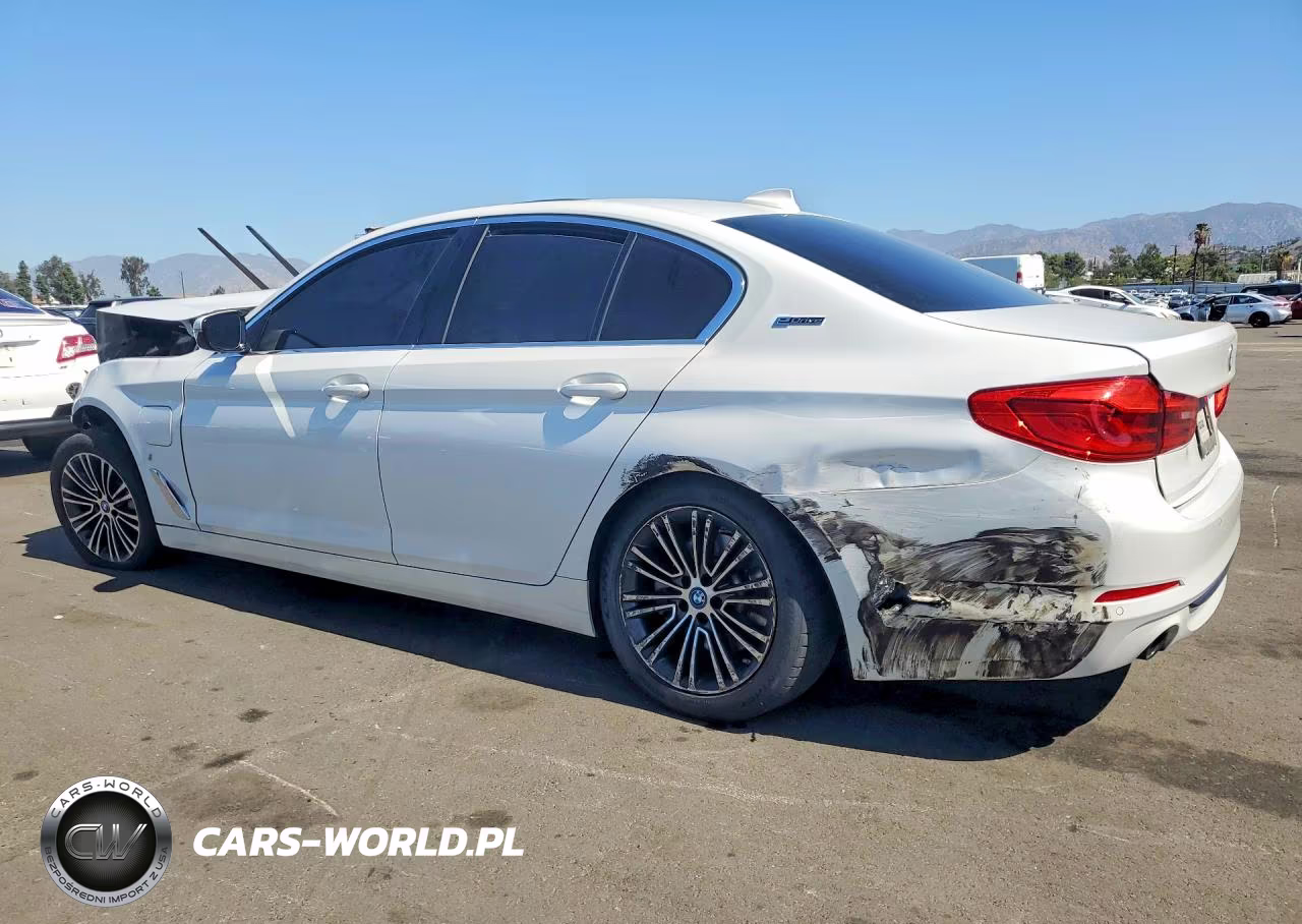 2019 BMW 530E VIN:WBAJA9C55KB392684 - 2