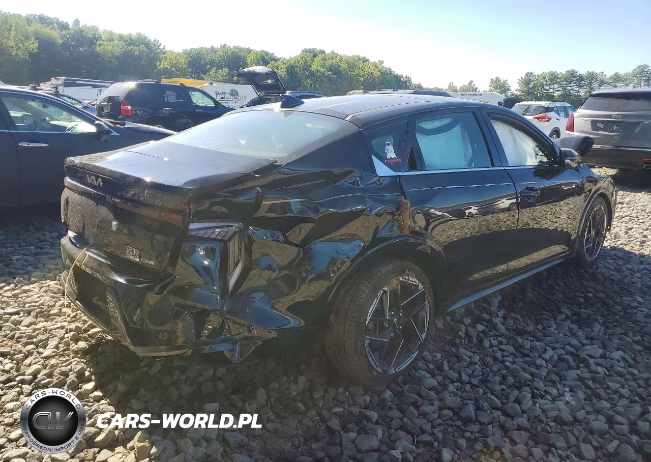 2025 Kia K4 Gt Line VIN:3KPFW4DE3SE247660 - 3