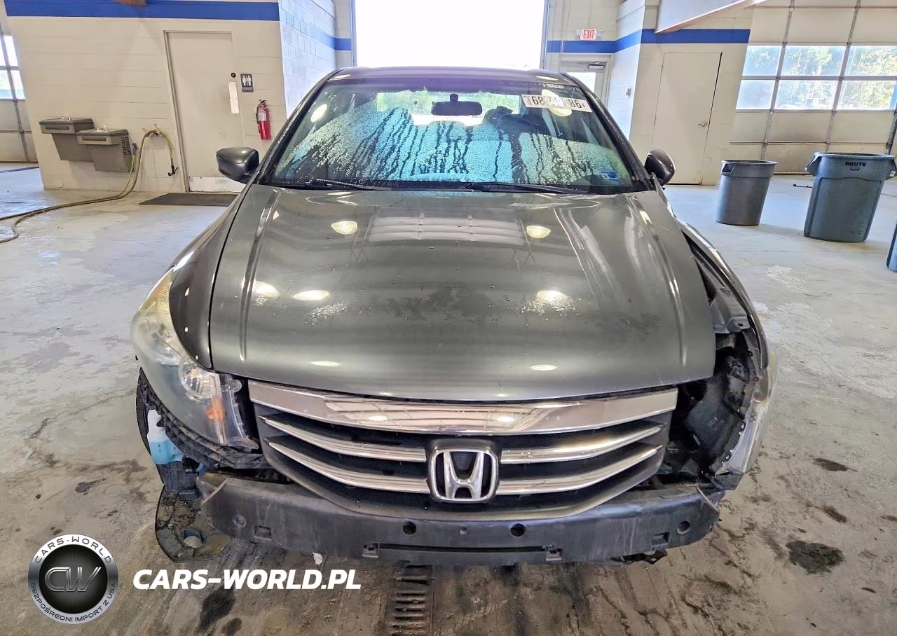 2011 Honda Accord Se VIN:1HGCP2F67BA001645 - 5