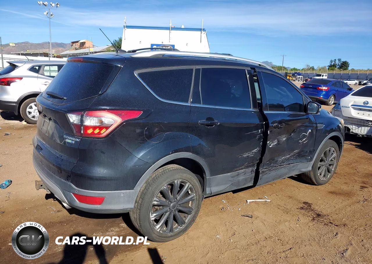 2017 Ford Escape Titanium VIN:1FMCU9J99HUE91249 - 3
