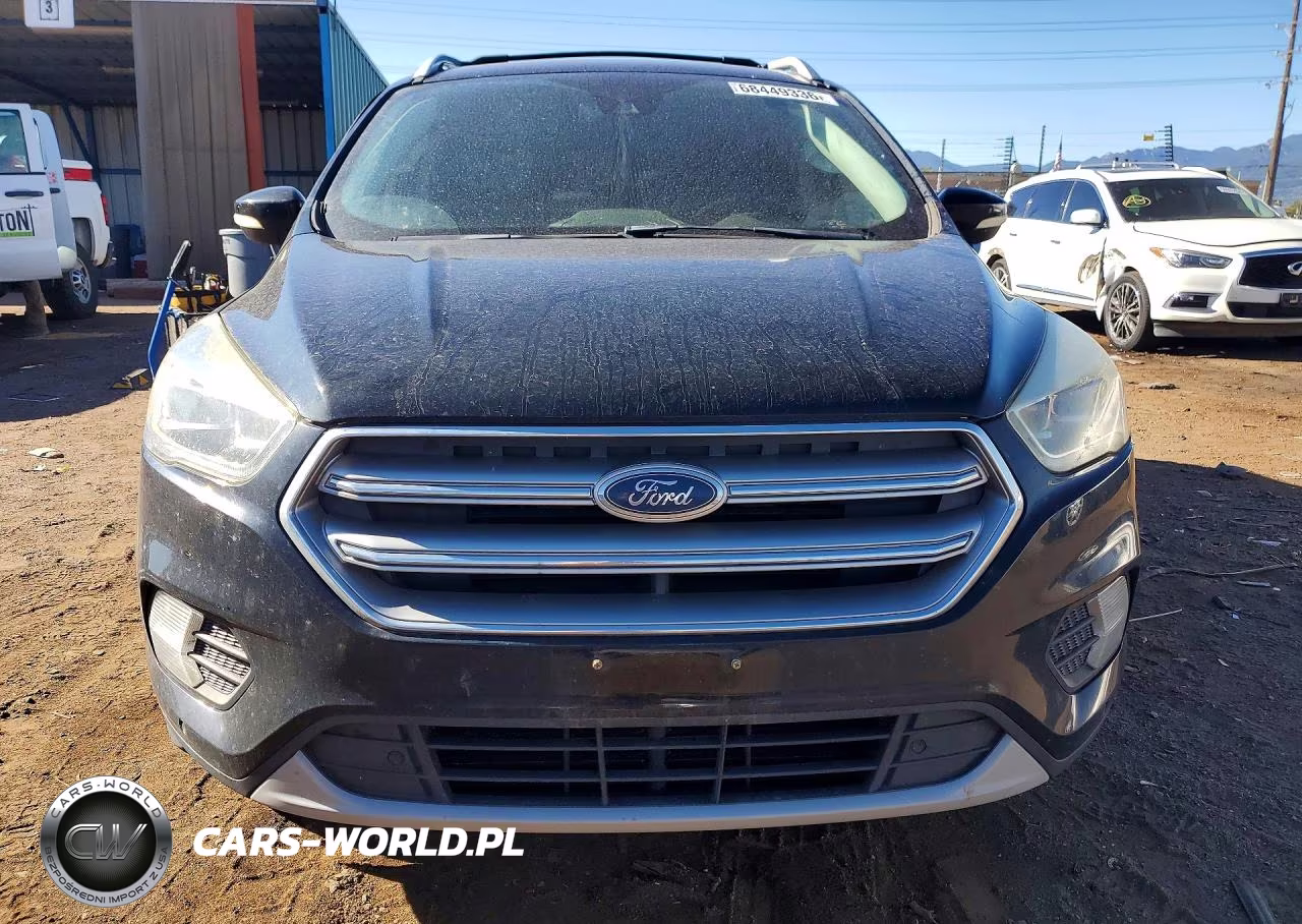 2017 Ford Escape Titanium VIN:1FMCU9J99HUE91249 - 5