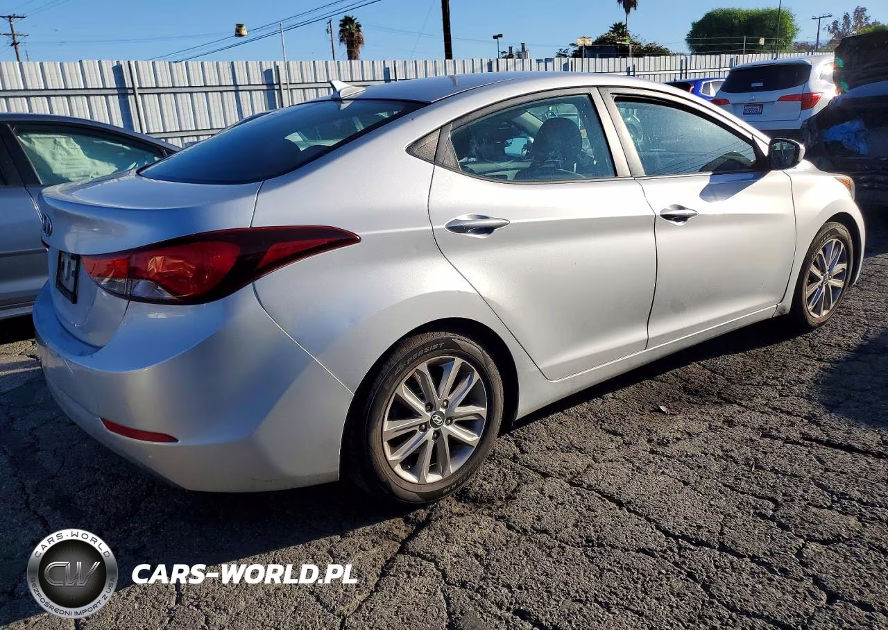 2015 Hyundai Elantra Se VIN:5NPDH4AE3FH599872 - 3