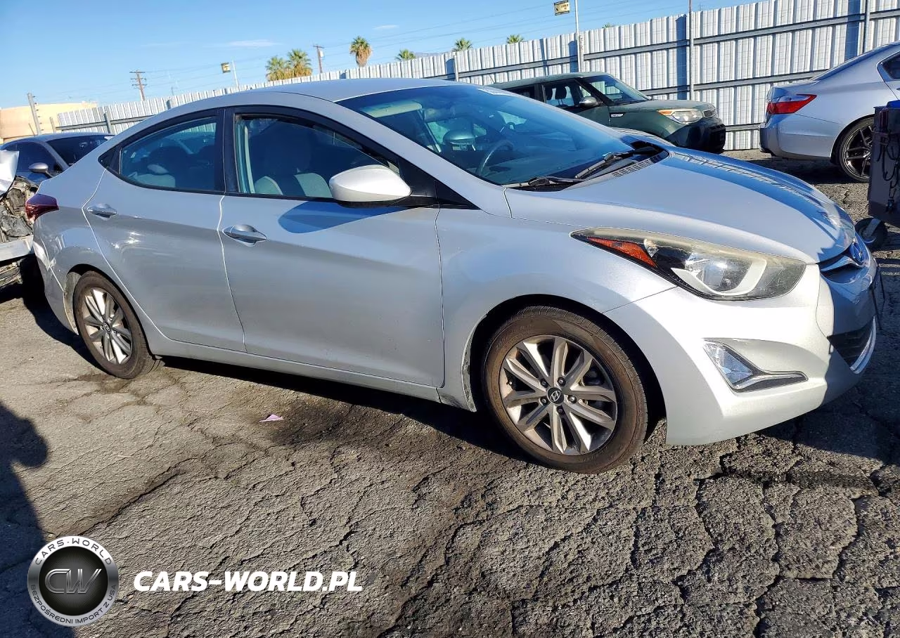 2015 Hyundai Elantra Se VIN:5NPDH4AE3FH599872 - 4