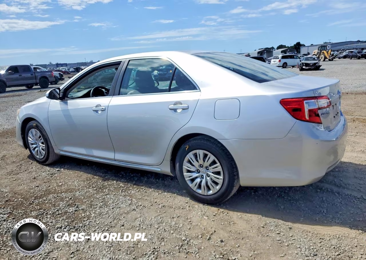 2014 Toyota Camry Le VIN:4T4BF1FK6ER399696 - 2