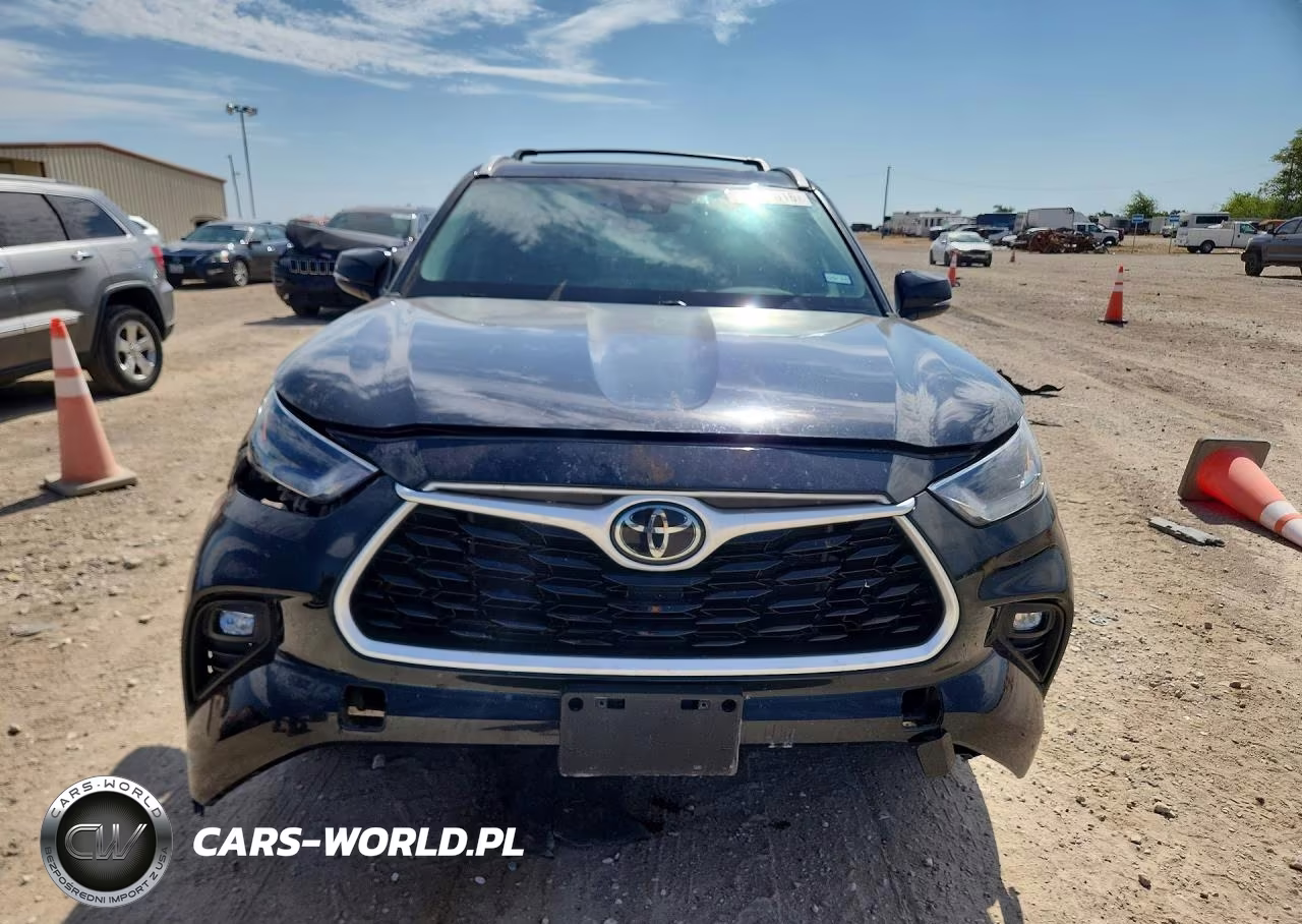 2022 Toyota Highlander Xle VIN:5TDGZRBH3NS244242 - 5
