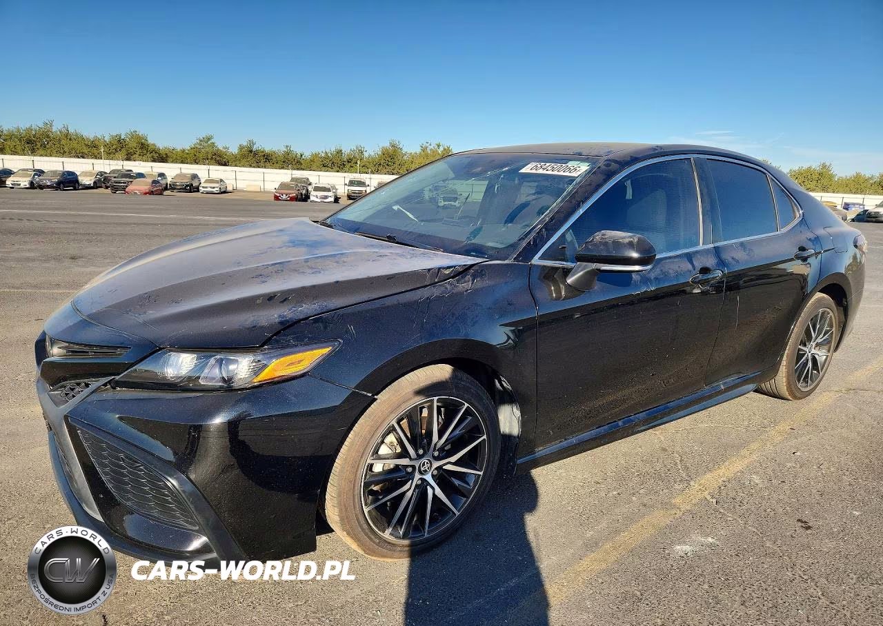 2023 Toyota Camry Se
